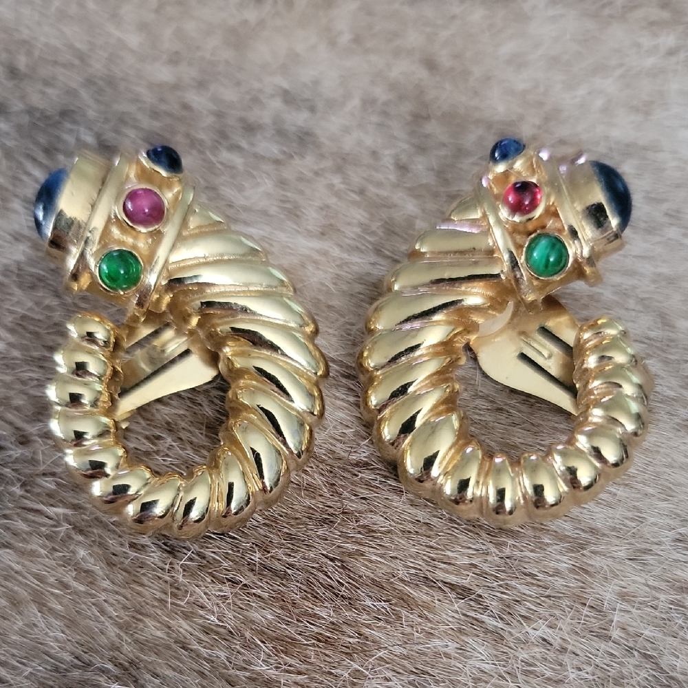Vtg. Multicolor Cabochon Gold  Toned Cornucopia Clip Earrings